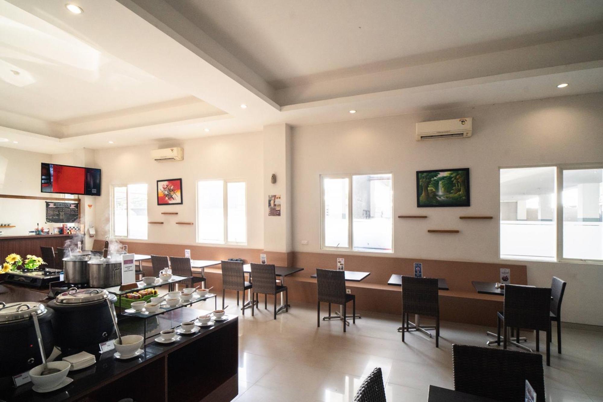 Midtown Xpress Sampit - Kalimantan Tengah Exteriör bild