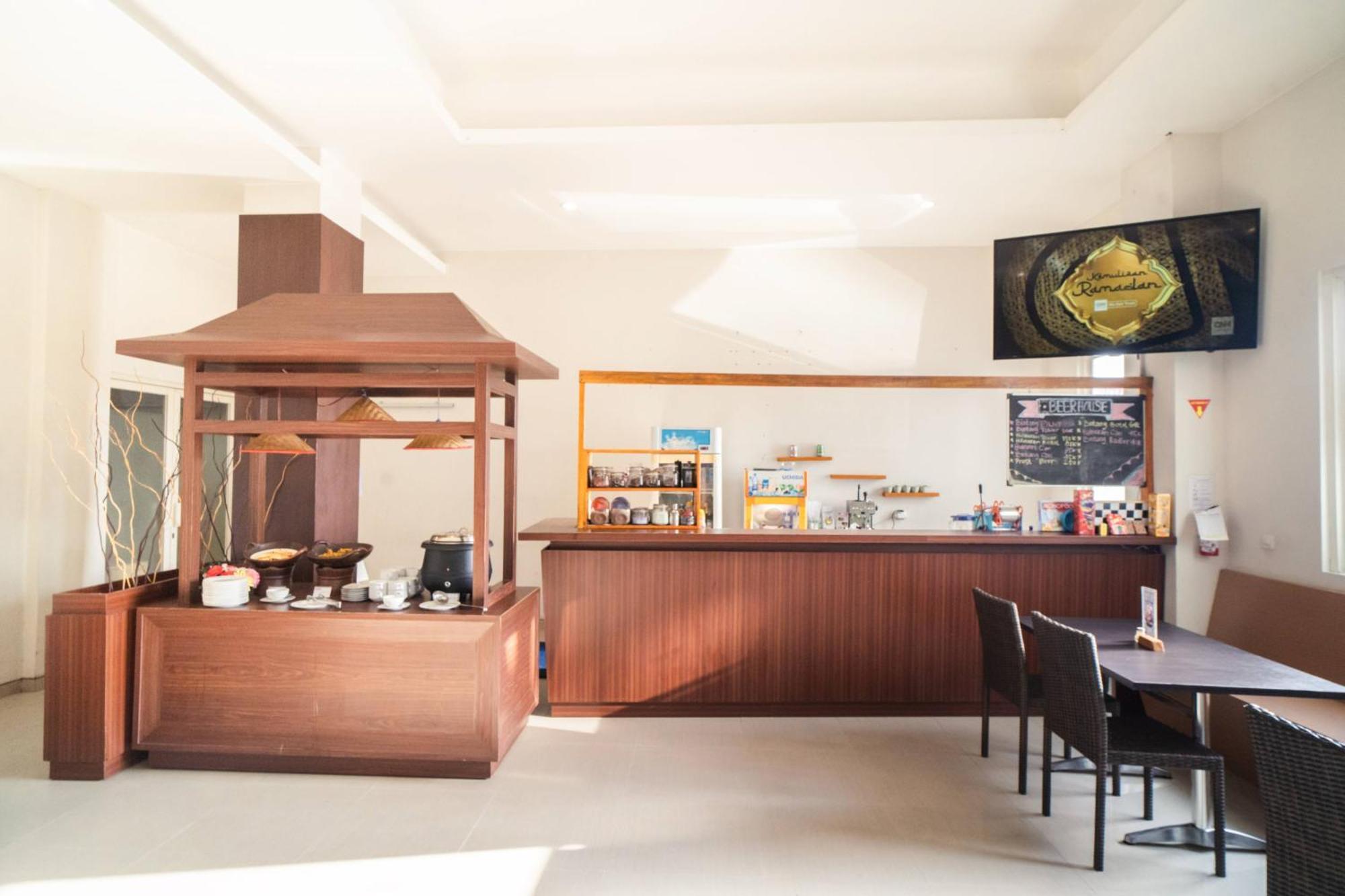 Midtown Xpress Sampit - Kalimantan Tengah Exteriör bild