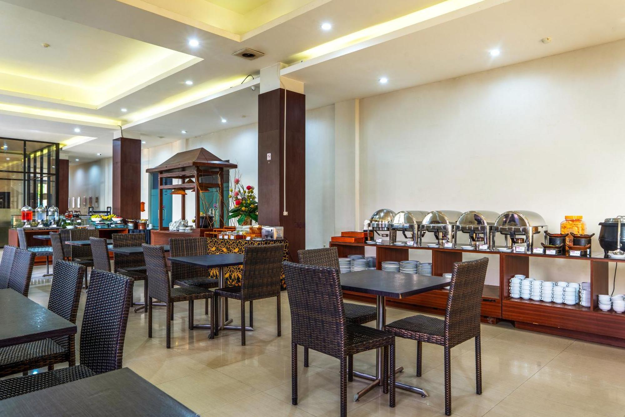 Midtown Xpress Sampit - Kalimantan Tengah Exteriör bild