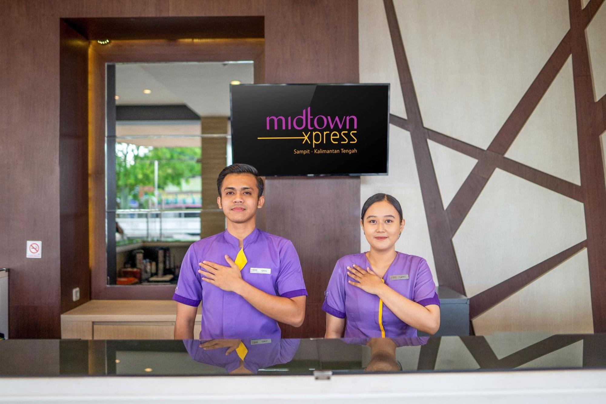 Midtown Xpress Sampit - Kalimantan Tengah Exteriör bild