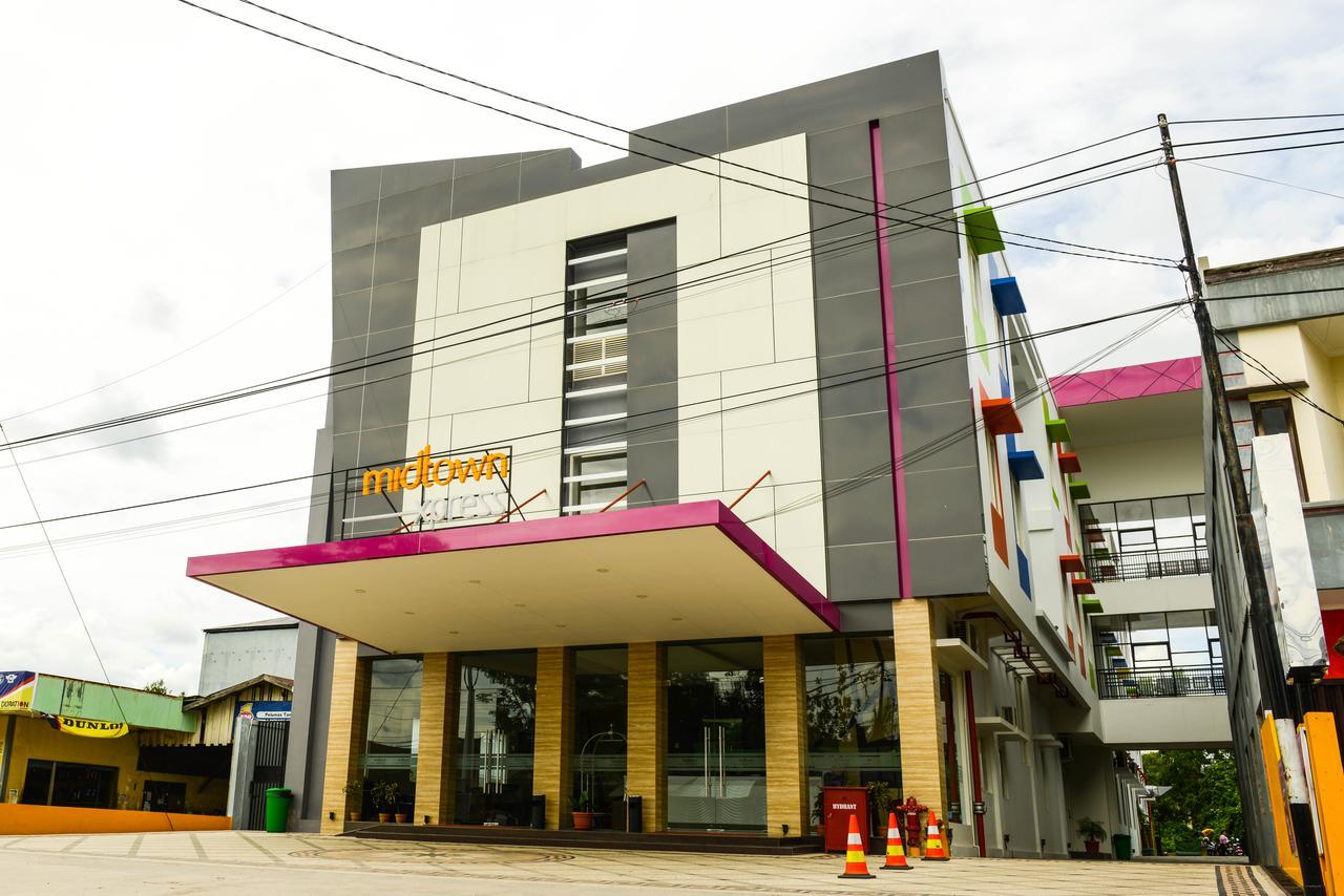 Midtown Xpress Sampit - Kalimantan Tengah Exteriör bild